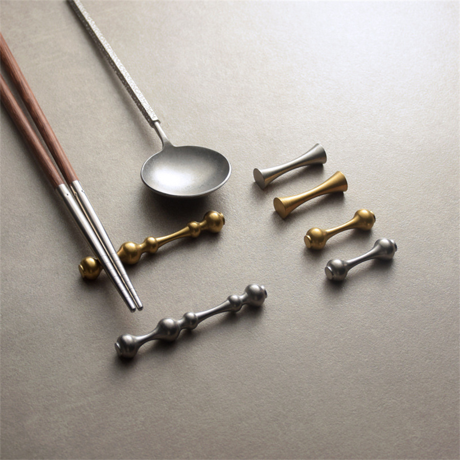 ตะเกียบตะเกียบสแตนเลสสตีลแบบวิ - Vintage Collectible Spoons บทวิจารณ์และราคา